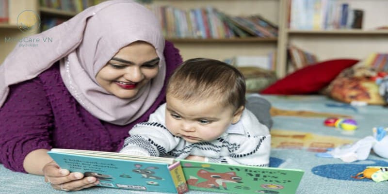 Sách Phản Chiếu Bản Thân Và Mở Ra Thế Giới